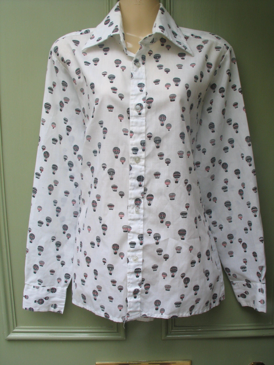 Fabby unusual novelty hot air balloon print unisex blouse / shirt, 1970s