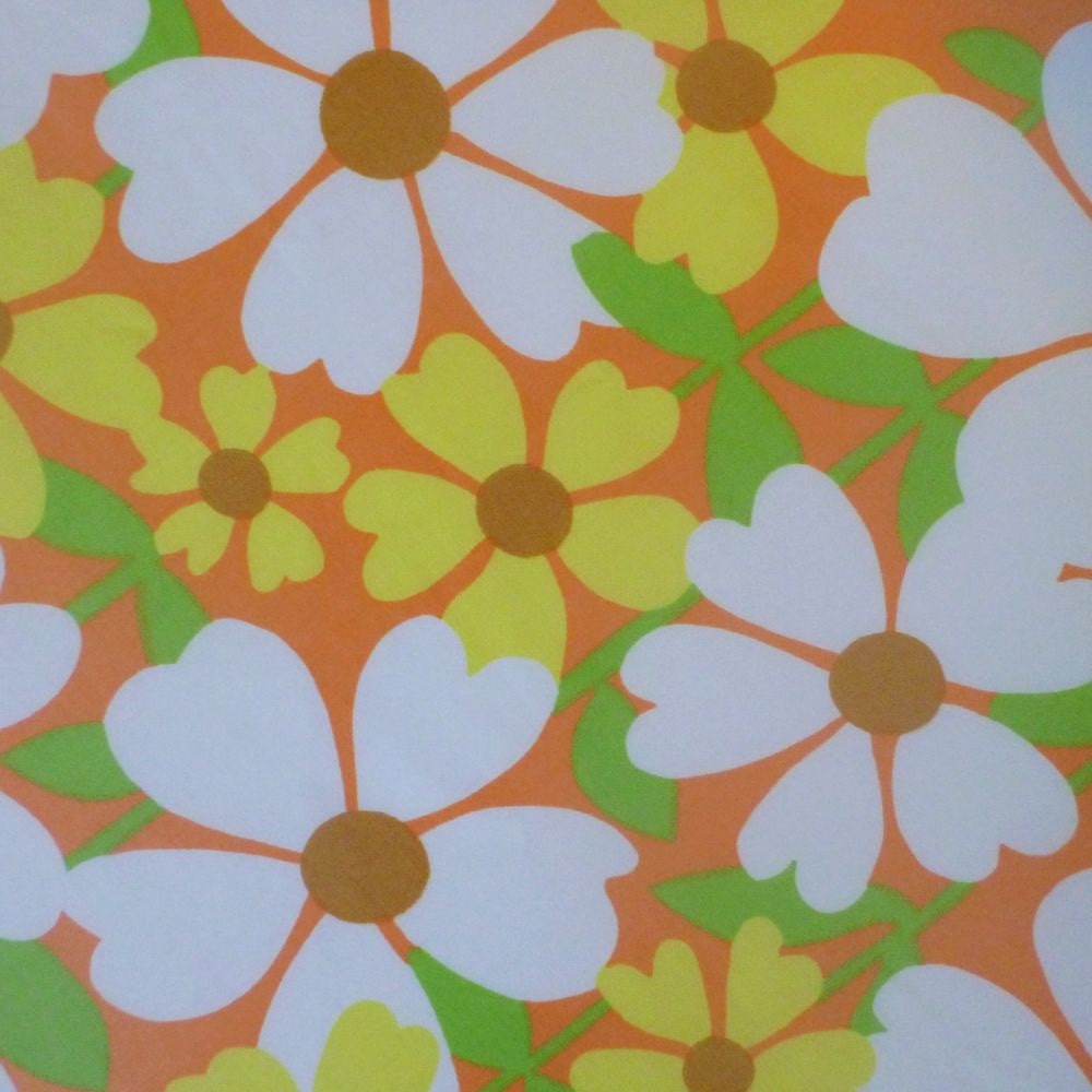 vintage sheet fabric fat quarter (groovy retro flower power)