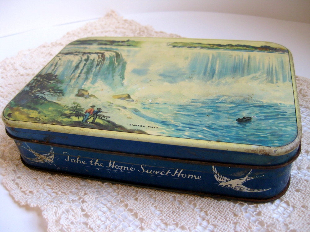 Vintage candy tin Blue Bird Toffee
