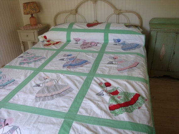 Vintage Southern Belle Applique Quilt by HarrietsDaughter on Etsy