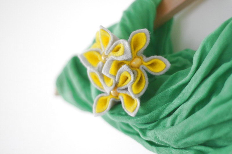 Grey and Yellow Flower Brooch