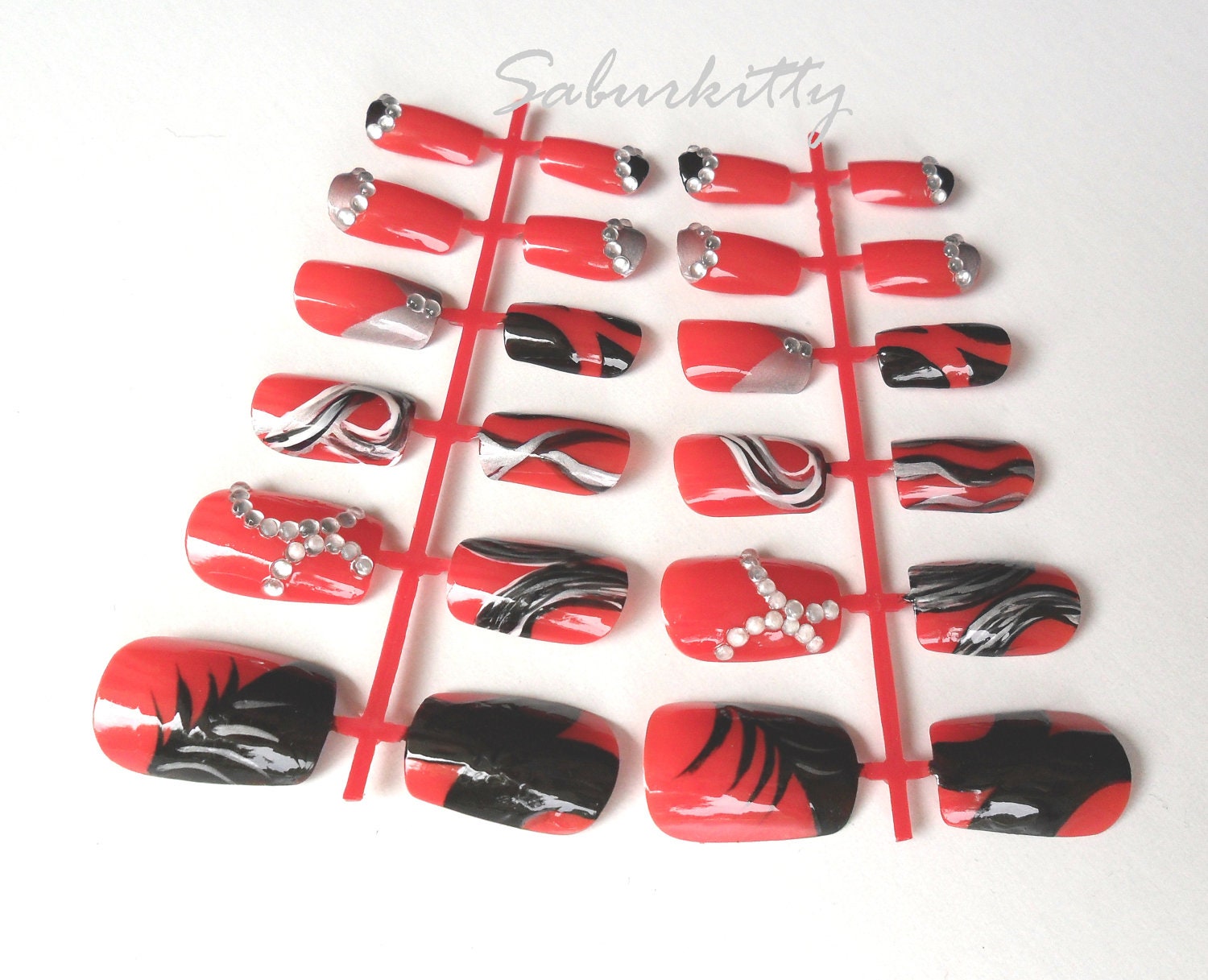 New York 3D Nails (red, black, high fashion, fake glitter acrylic dark