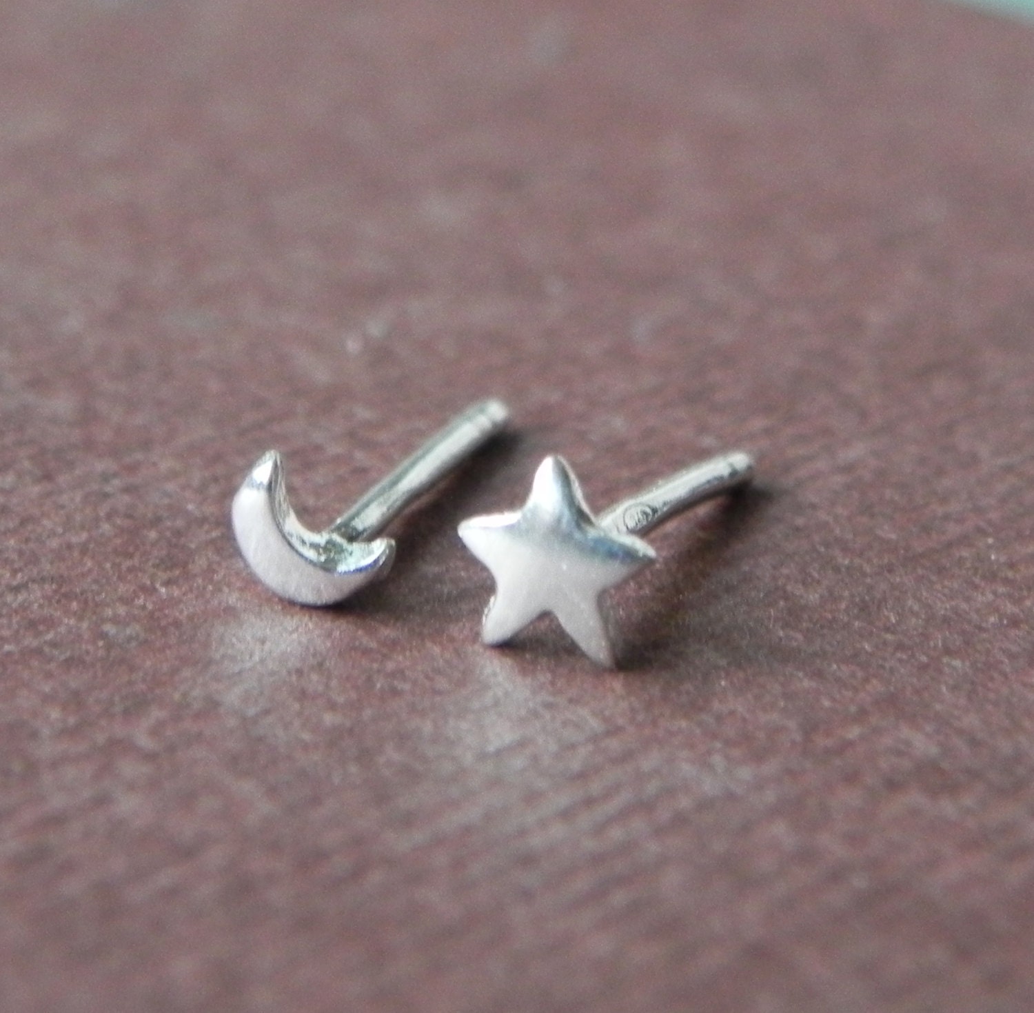 So tiny star and crescent moon stud earrings in sterling silver - nose studs