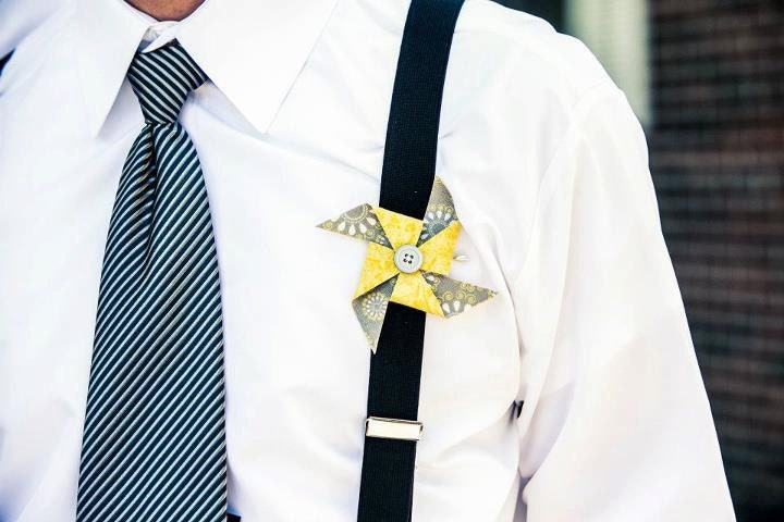 Custom Wedding Pinwheel Boutonniere - Your Wedding Colors
