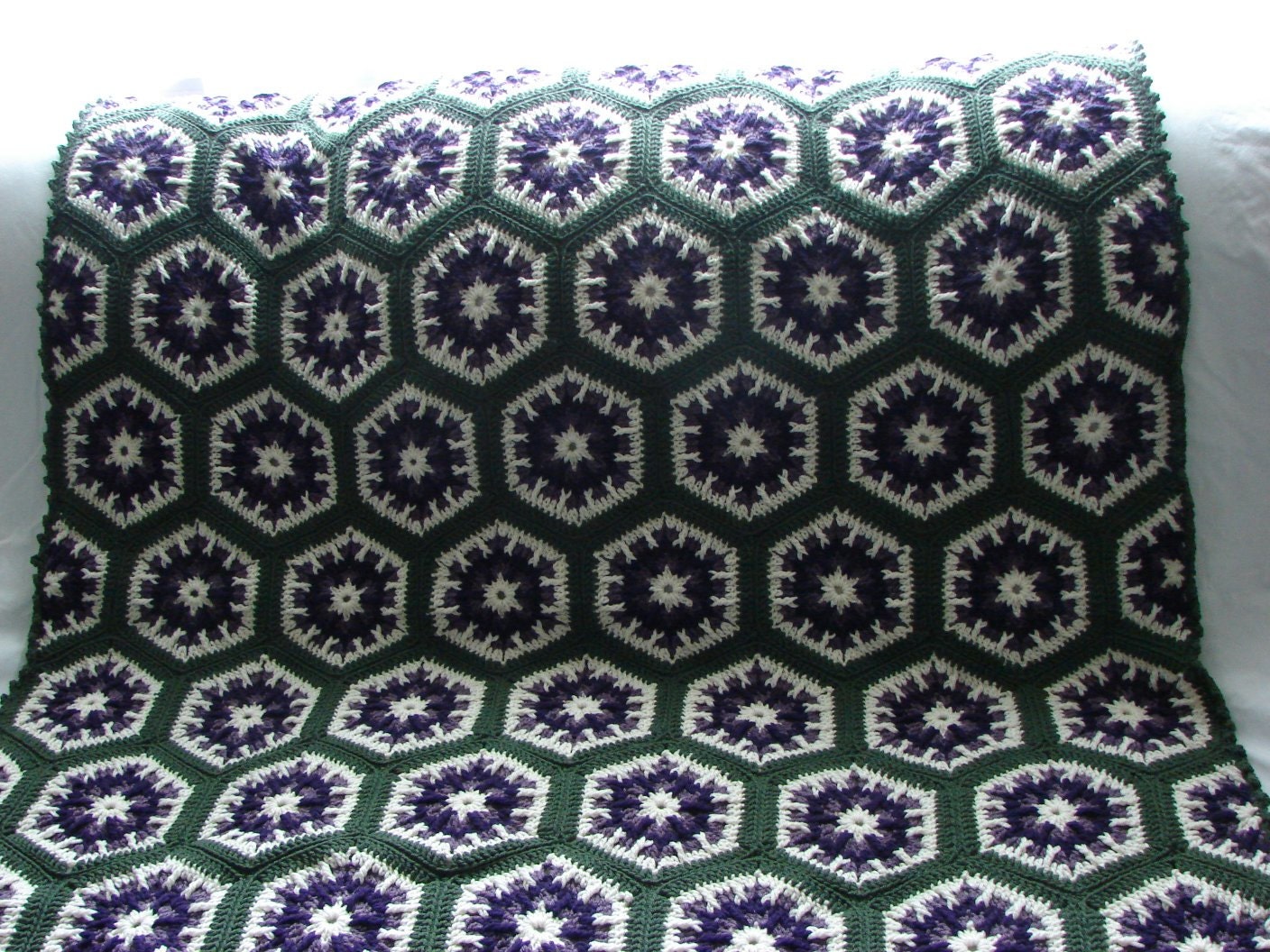 Handmade Crochet Country Grapevine Kaleidoscope Afghan 48 x 68 FREE SHIPPING Deep Forest Green Edged