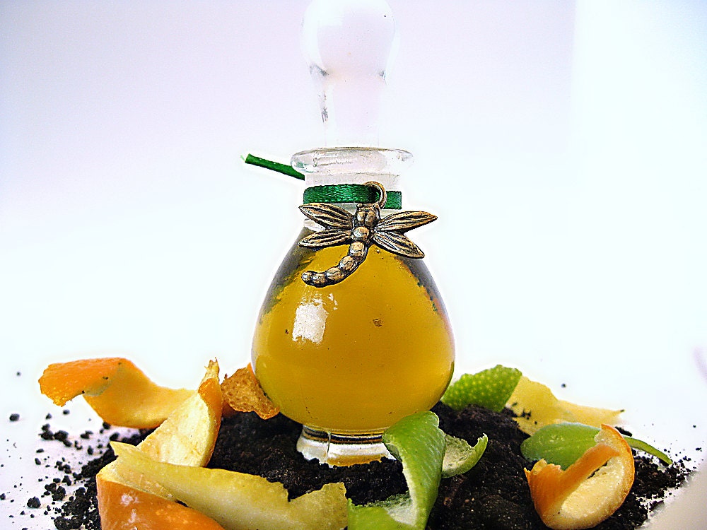 Patchouli Creme Organic Natural Perfume Vanilla Citrus Lavender Coffee Earthy Botanical Fragrance Extrait