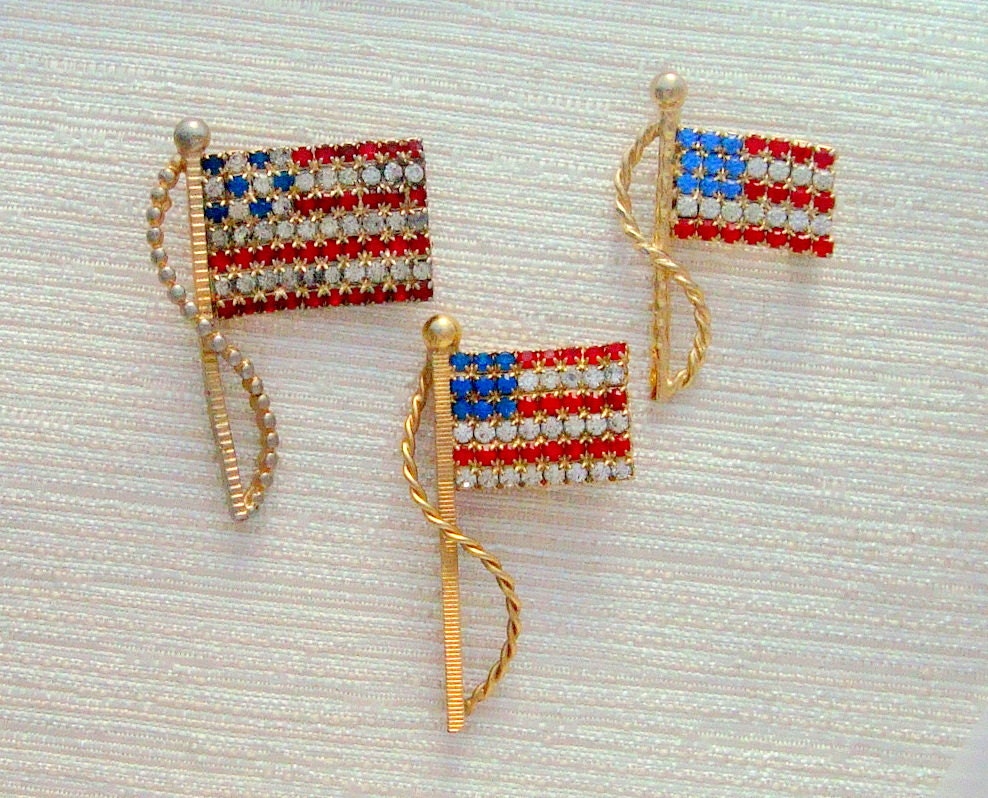 SALE Half Price 3 Pc Rhinestone US American FLAG Pins Brooches