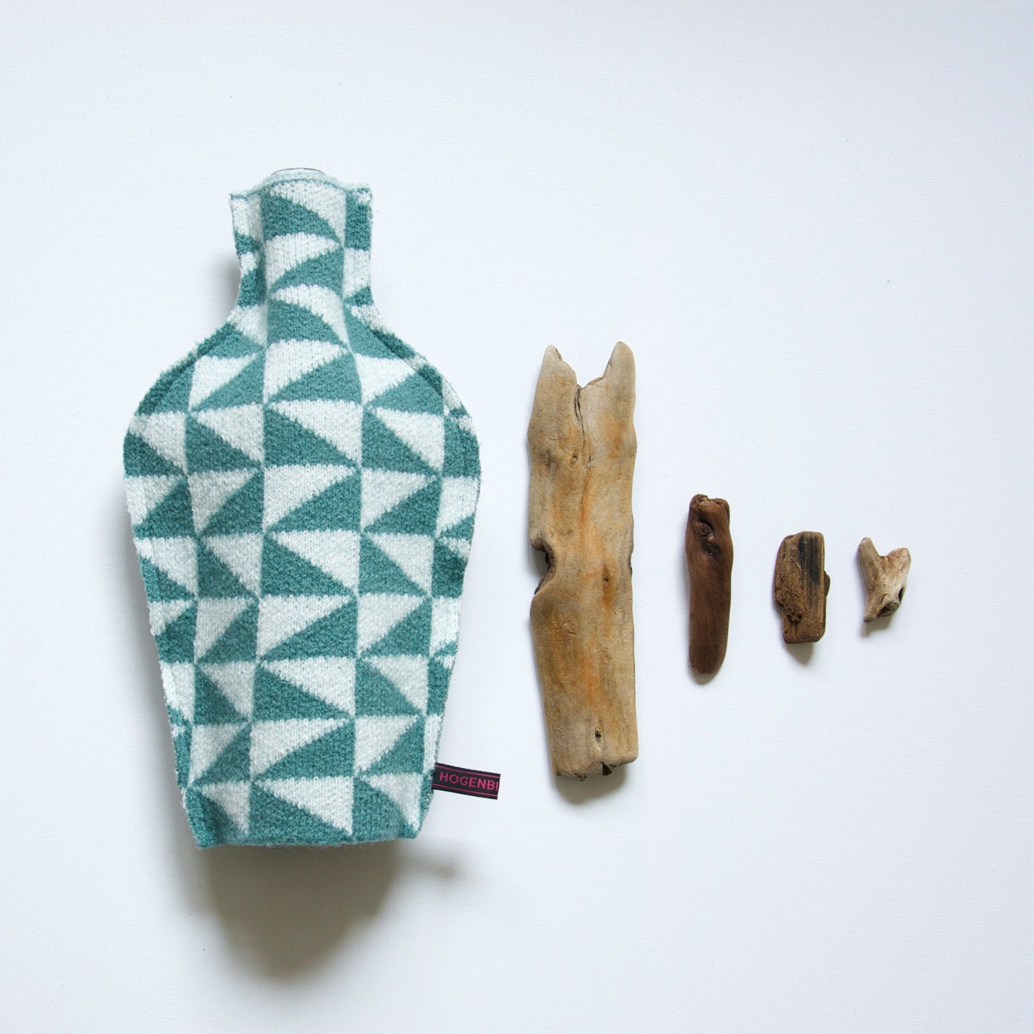 bottle cover BERGEN, knitted, graphic print, jade