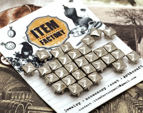 200Pcs 5mm SILVER PYRAMID Studs for Rocker star, Punk jacket, DIY Rock accessory, Etc.