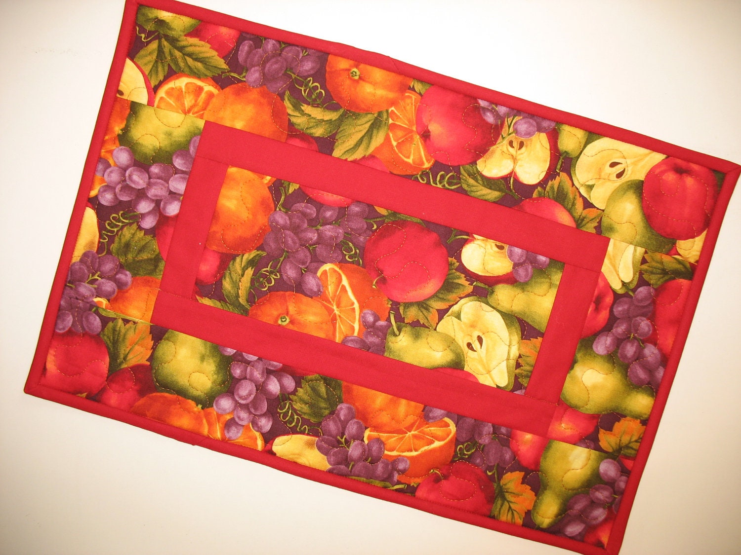 Fruit Place Mats(set of 4) Quilted Rich Beautiful Color
