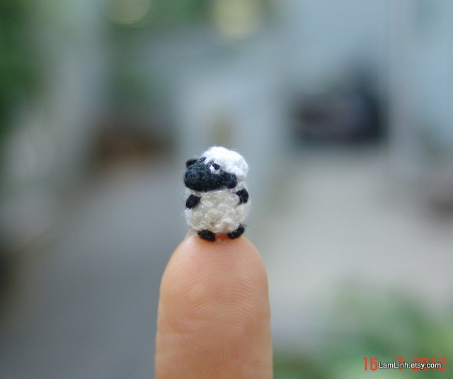 micro crochet fat sheep