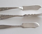 3 SILVERPLATE Silver Plate BUTTER KNIVES Twisted Handle Butter Knife 1847 Rogers Bros