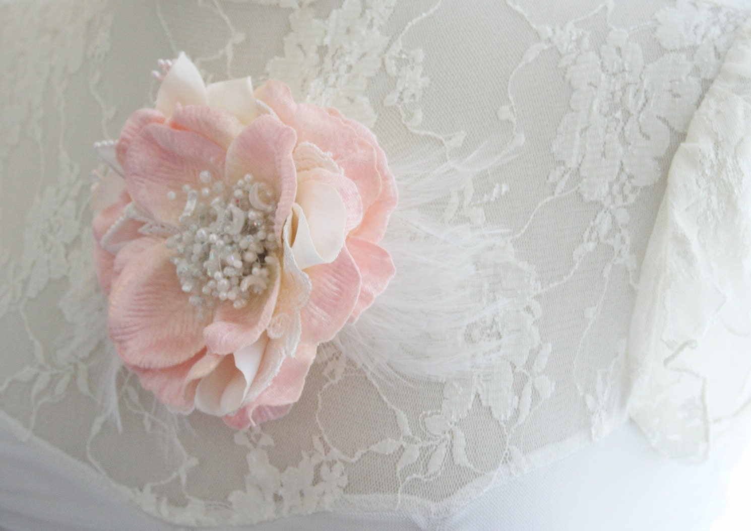 Bridal Hair Flower, Blush Hair Flower, Pink Hair Flower, Pearl Hair Accessories, Wedding Flower Hair Clip, Hair Accessories