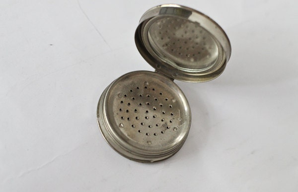 Silver Powder Compact Case