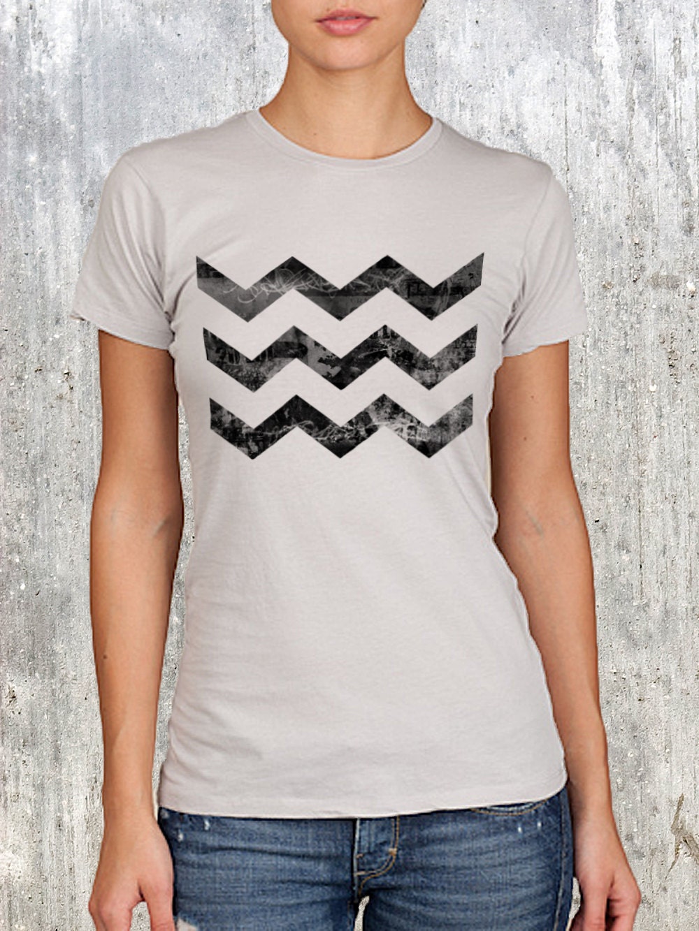 Grunge Chevron Pattern - Women's Silver Basic Crew T-Shirt - Size S, M, L, XL