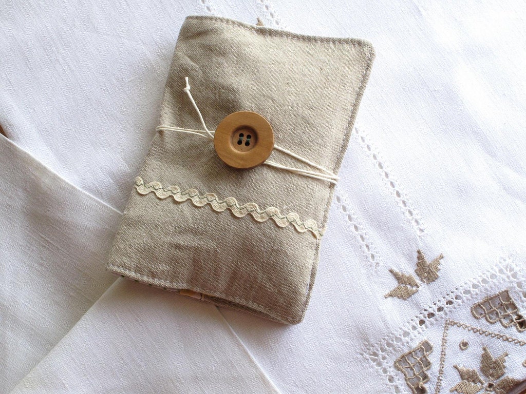 Pin cushion, sewing kit, travel sewing kit, embroidery kit. Zakka style. Portable sewing kit. Oatmeal linen. Ready to ship.