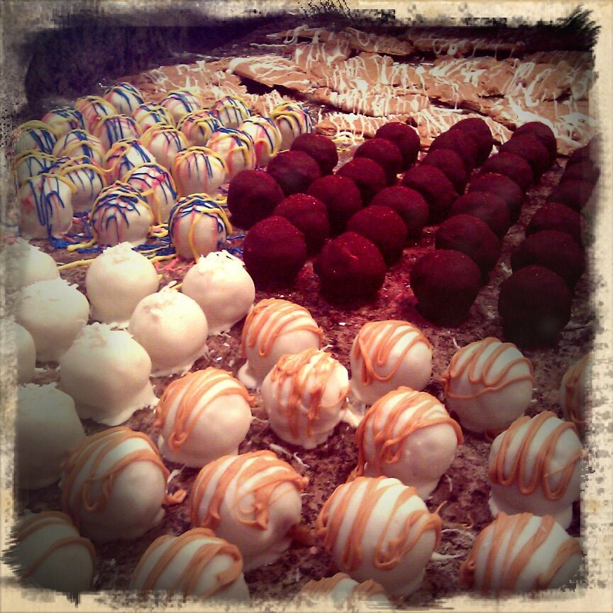 Assorted Cake Truffle Gift Box (15 ct) - Gift for him - Gift for her - Gift Sets -Gift Box Set