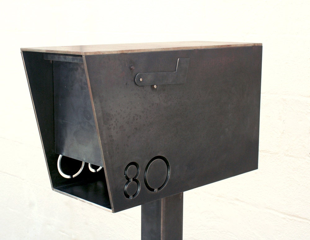 MB2 Modern Mailbox with Address Numbers