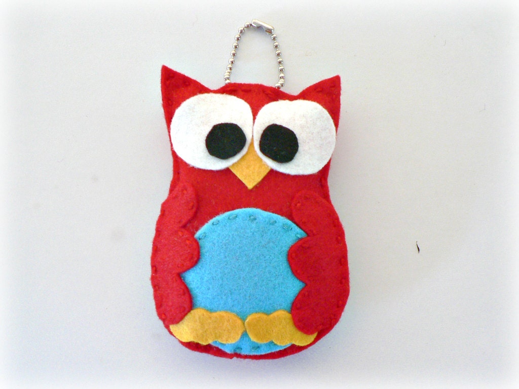 Owl sensory Key chain - Red and water blue - rattle toy - children toy - felt toy - made to order