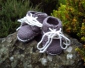 Handknitted baby boys booties.0-6 months.