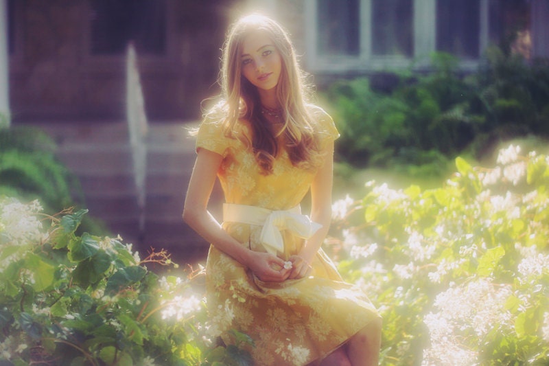 Vintage 1950s Yellow Gold Tapestry Bow Party Dress