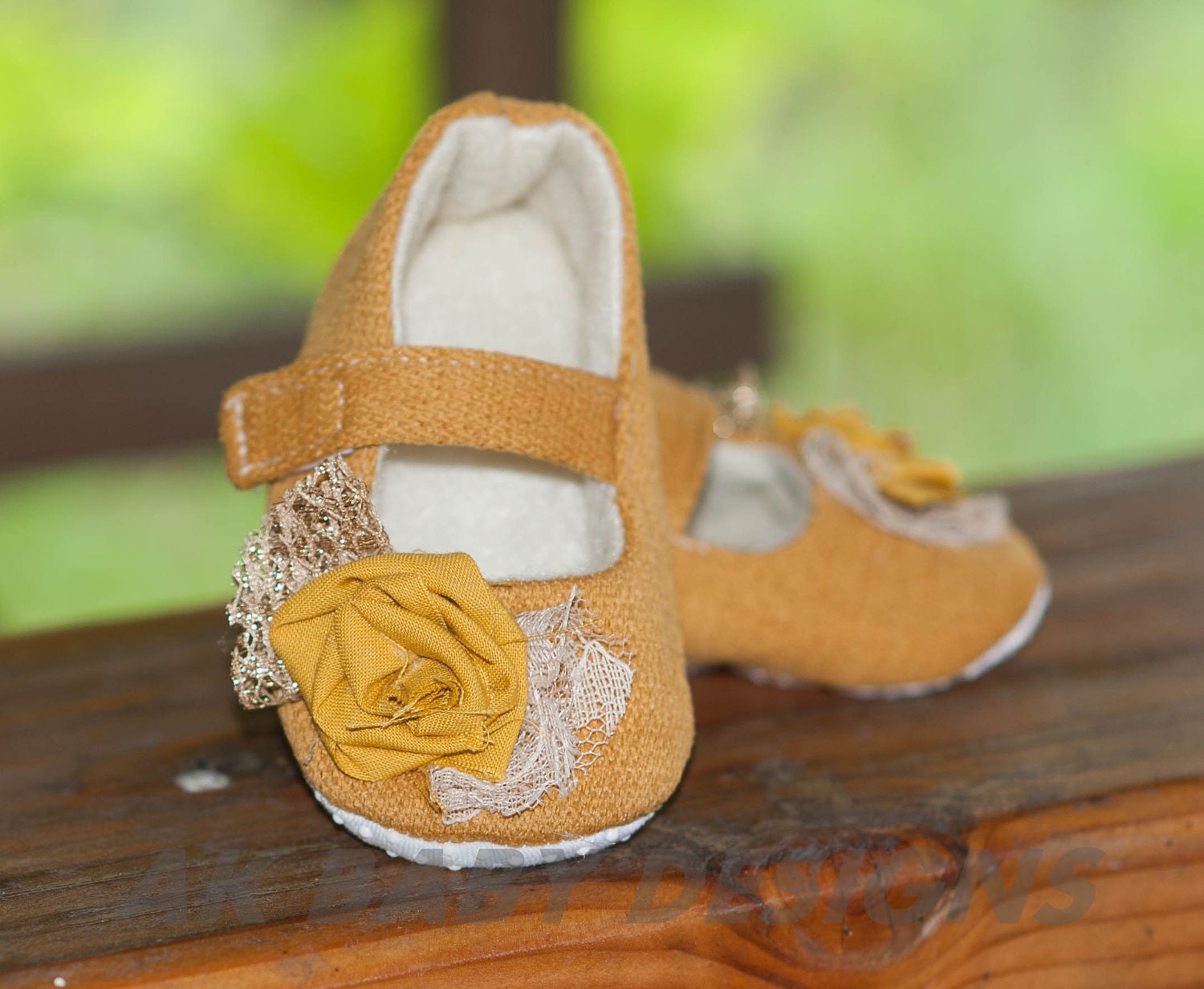 AK DESIGNS "Elegant Baby Shoes" - Little Kathleen.