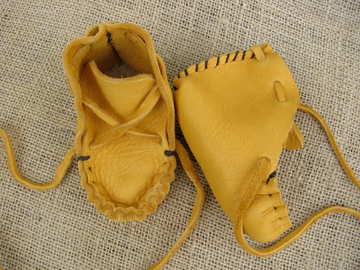 Elk skin Baby Moccasins, Small