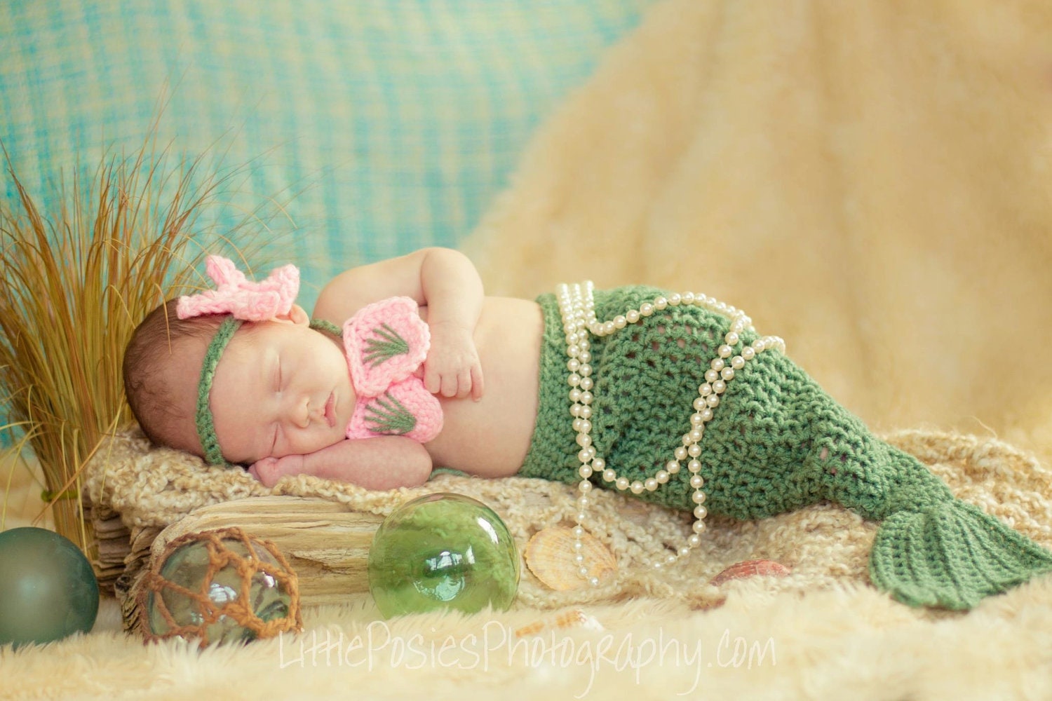 Crochet 0-3 Months Mermaid Photo Prop Set Infant Baby Girl Little Mermaid Fin Tail Headband Shells