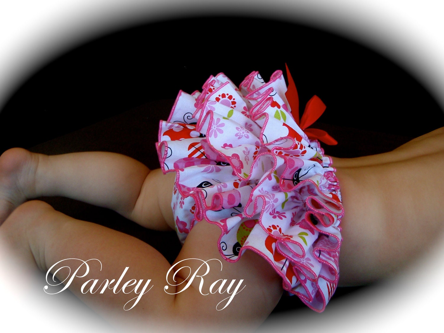 Beautiful Parley Ray Little LadyBug Ruffled Baby Bloomers / Diaper Cover / Photo Props Lady Bug