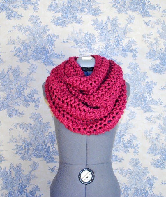 BERRY Infinity Scarf