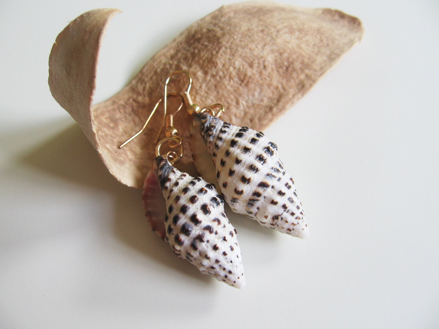 Cone seashell earrings- pattern summer fashion - sea earrings- cone shell