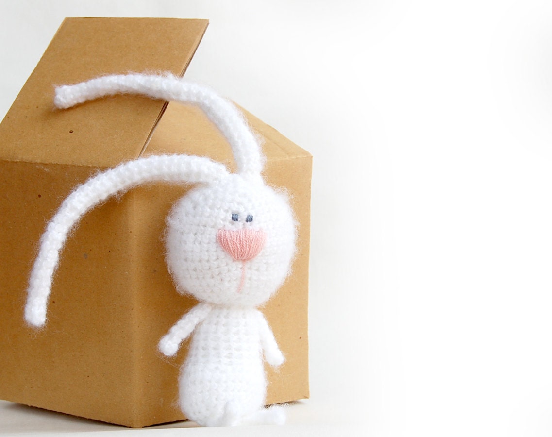 Amigurumi crochet bunny white eco friendly toy