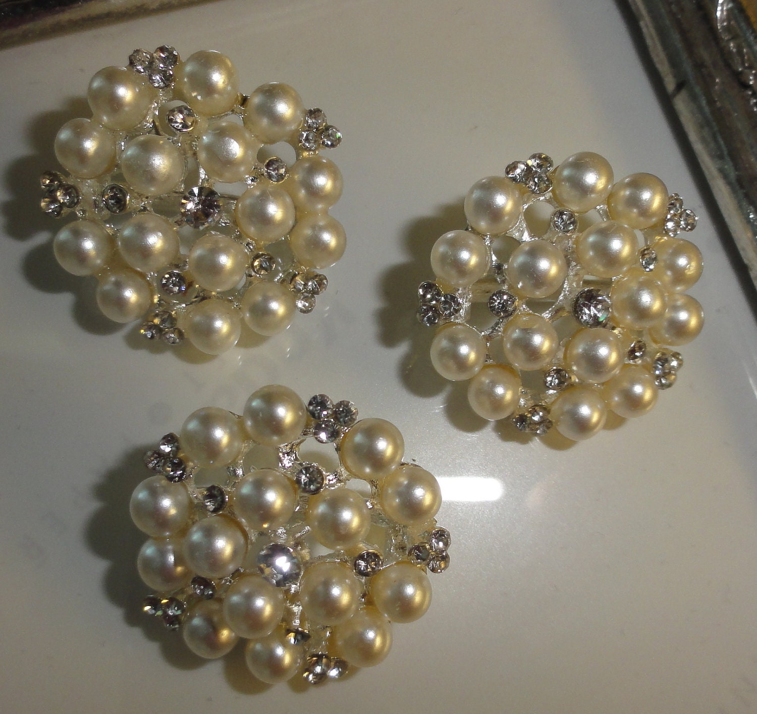 3 26mm metal Rhinestone Pearl Button/Buckle Gorgeous for making hair accessories
