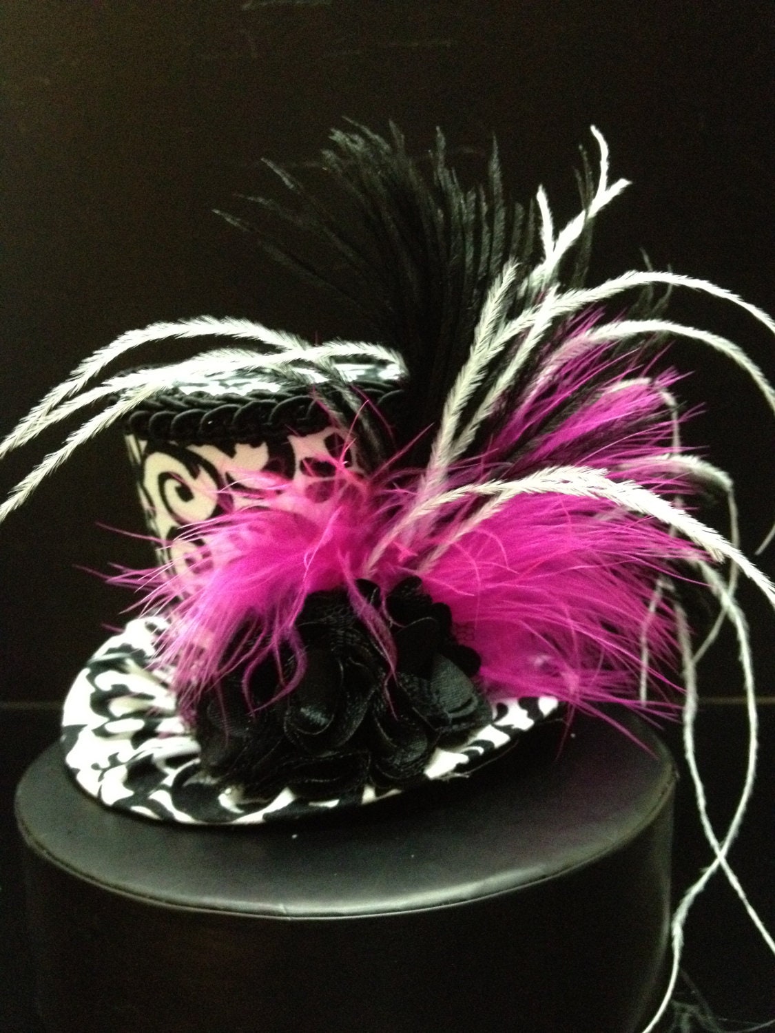 Black and White Damask Mini Top Hat.  Great for Birthday Parties, Tea Parties, Photo Prop, Girls Night Out and Much More...