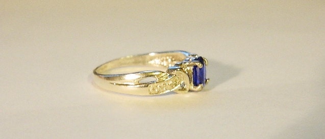 Sapphire ring size 6
