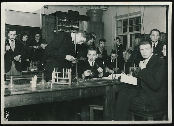 Vintage Photo c.1950s Science Lab by RetroGraphique on Etsy