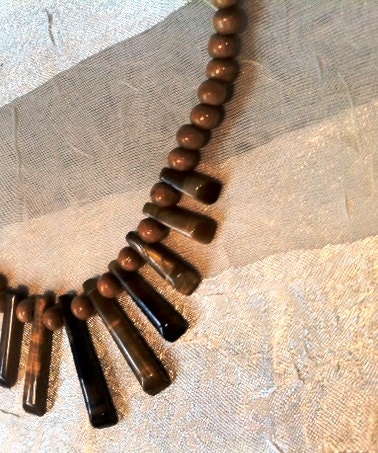 Terrific Tiger's Eye & Sandalwood Fan Necklace Dagger Cleopatra Collar
