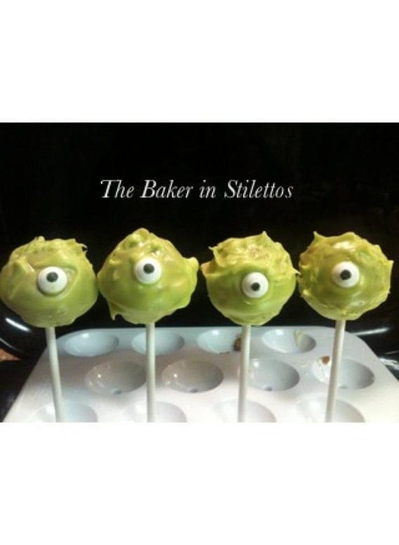 Halloween cake pops