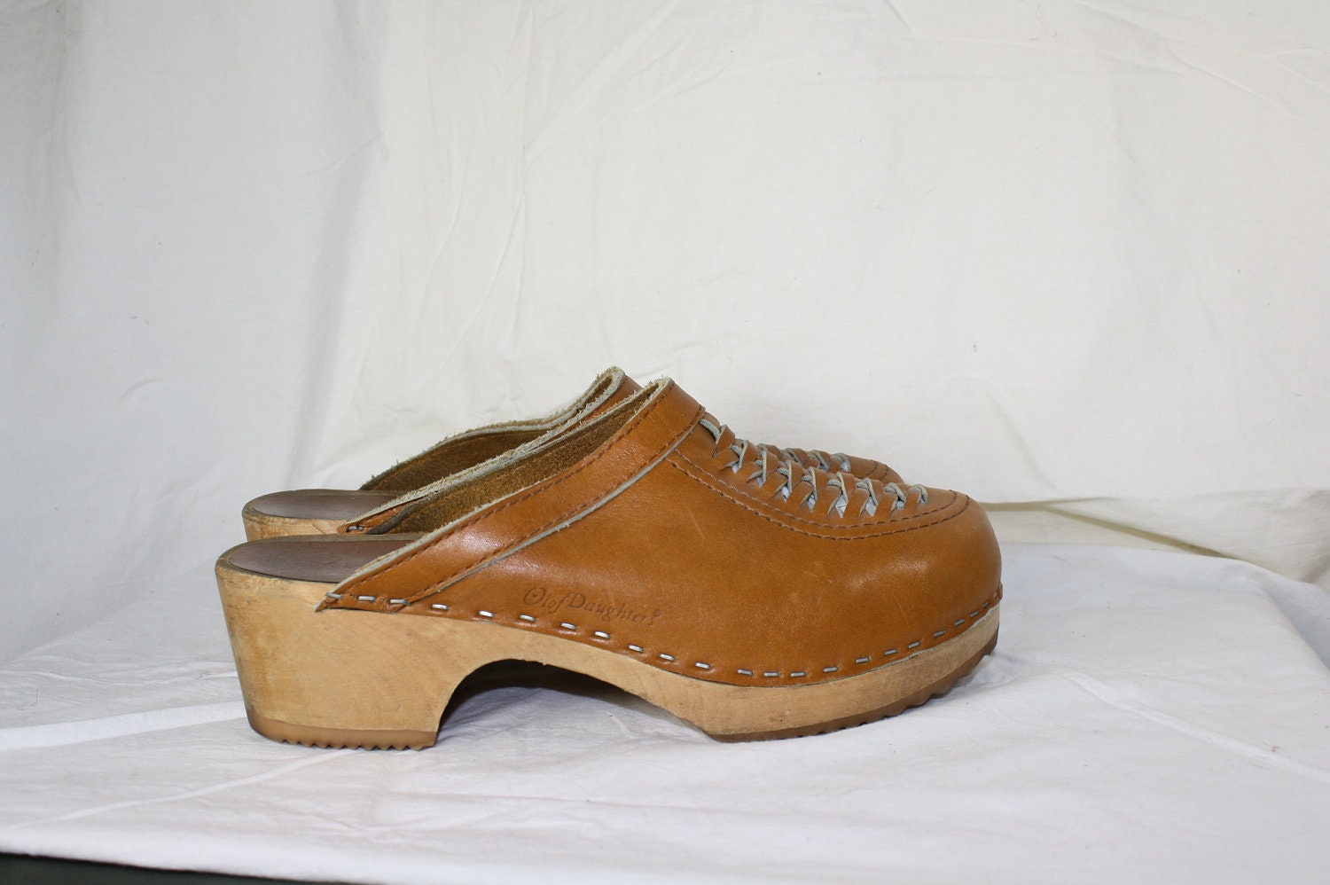 vintage 1970's Swedish leather clogs 9.5W