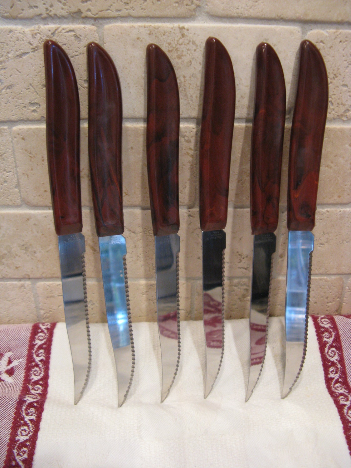 Vintage Knife Set brand new from Quikut stainless steel