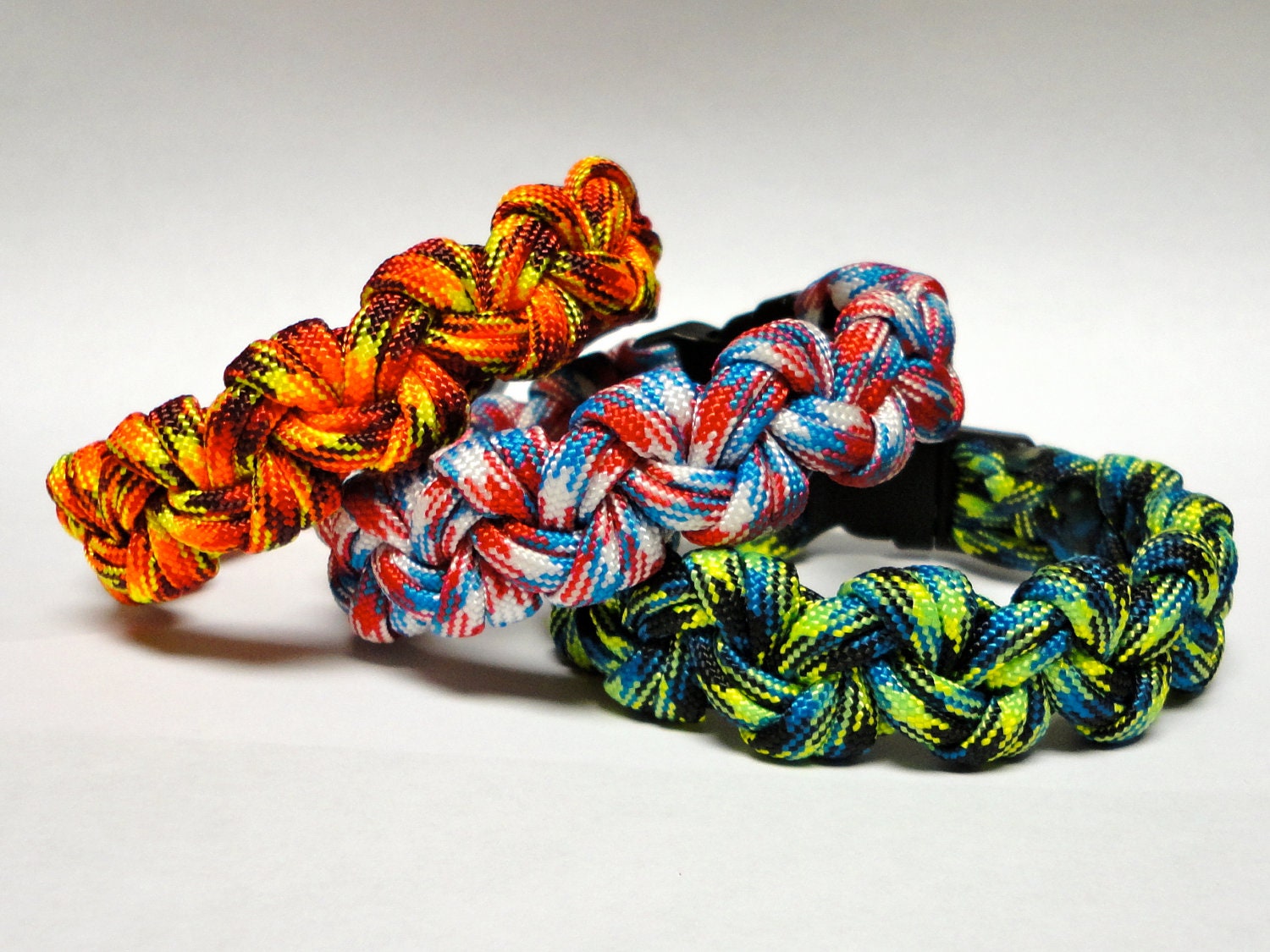 New Paracord Bracelet Pinwheel Seesaw camo red white blue orange blue green black Made in u.s.a.