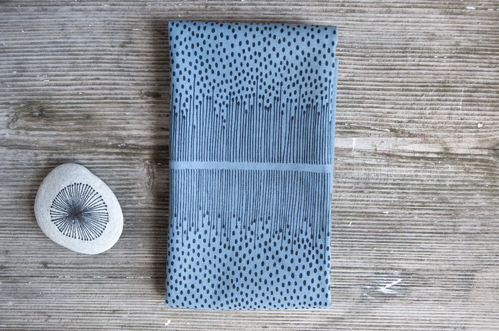 Tea towel "somewhat angular", handprinted, half-linen, silkscreen, powder blue