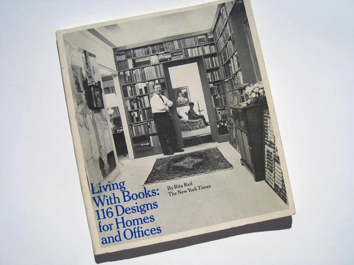 Vintage Mid Century Office Design book: Living with Books