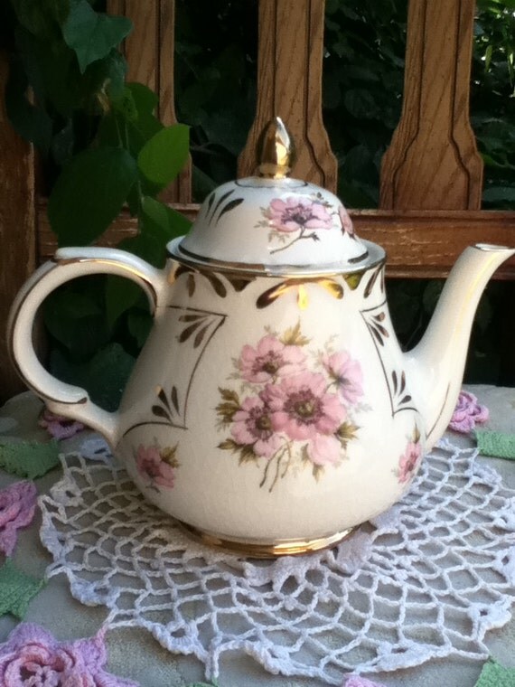 Arthur Wood Teapot Made in England Marked 5454 by DeAnnasAttic