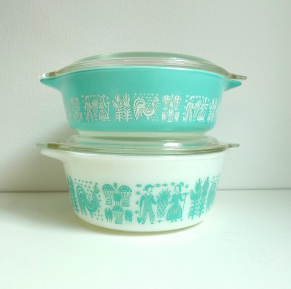 Two Vintage Pyrex Amish Casserole Bowls with Lids in Light Blue