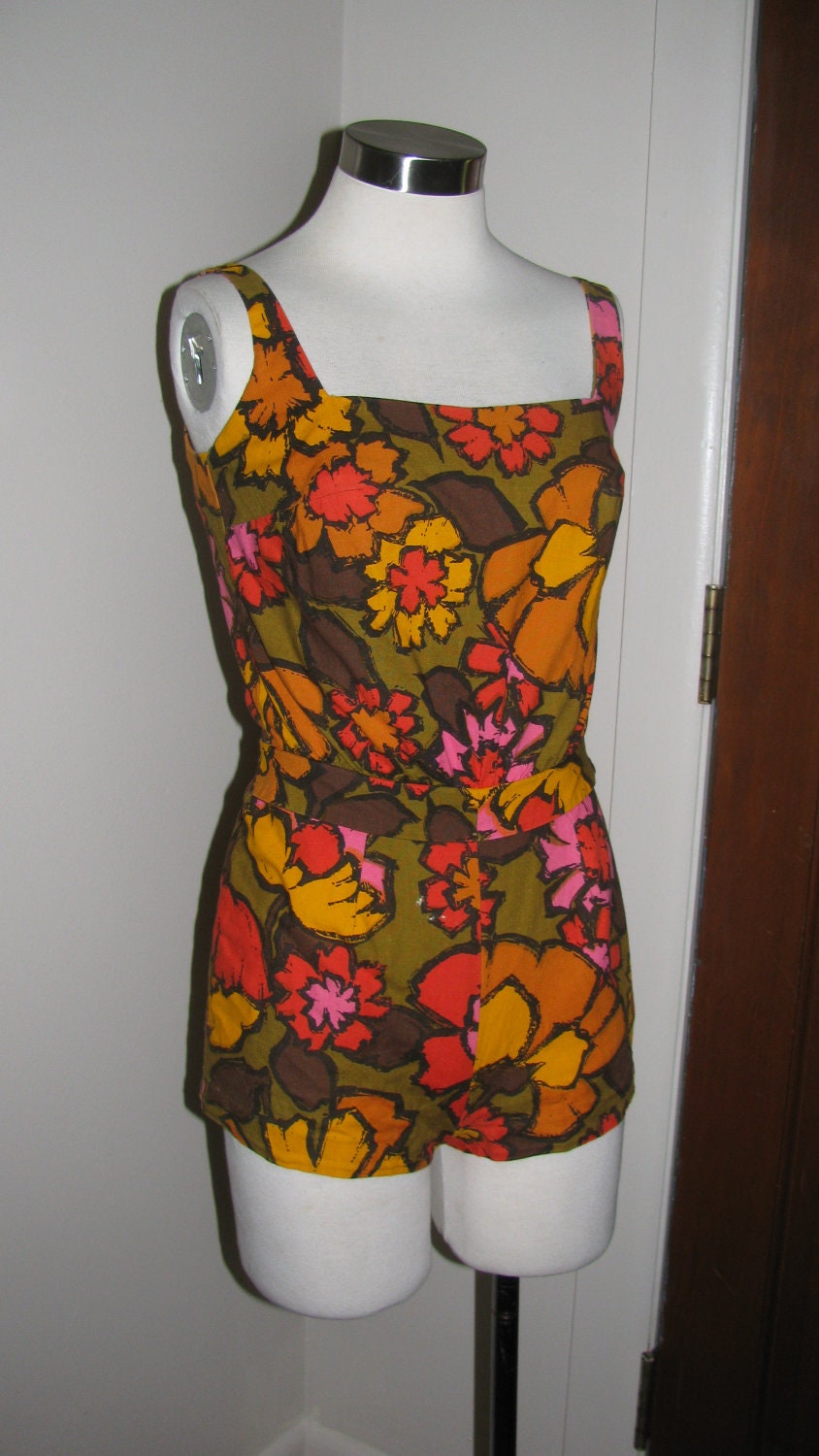 Vintage 1960s 60s Bathing Suit - Swimsuit -  Playsuit  -  Sunsuit - Elisabeth Stewart - Mad Men - Flowered Floral Print - Romper - Small