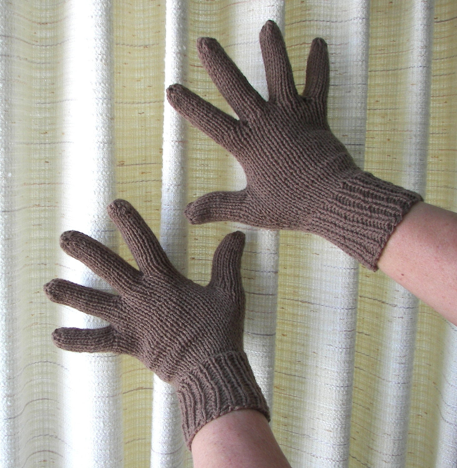 Hand Knit WOOL Winter GLOVES in Brown Camel / Knit in USA