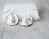 White Pearl Earring, Sterling Silver Earring, Bridal Jewelry, June Birthstone, Minimalist Dainty Earring, Cultured White Pearl, Summer