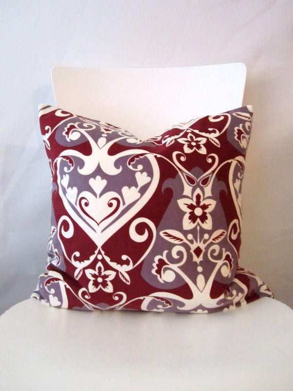 16 inch throw pillow cover, Pink and purple geometric print. Abstract hearts pattern, modern look. For indoor use.