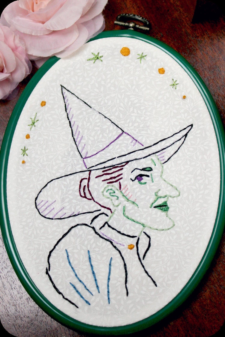 Witch hoop art - Wicked Witch of the West